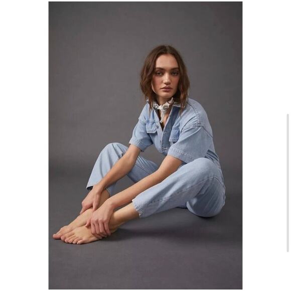 Free People We The Free Boho Light Denim Coverall Jumpsuit Defined Waist Women S - Picture 3 of 16